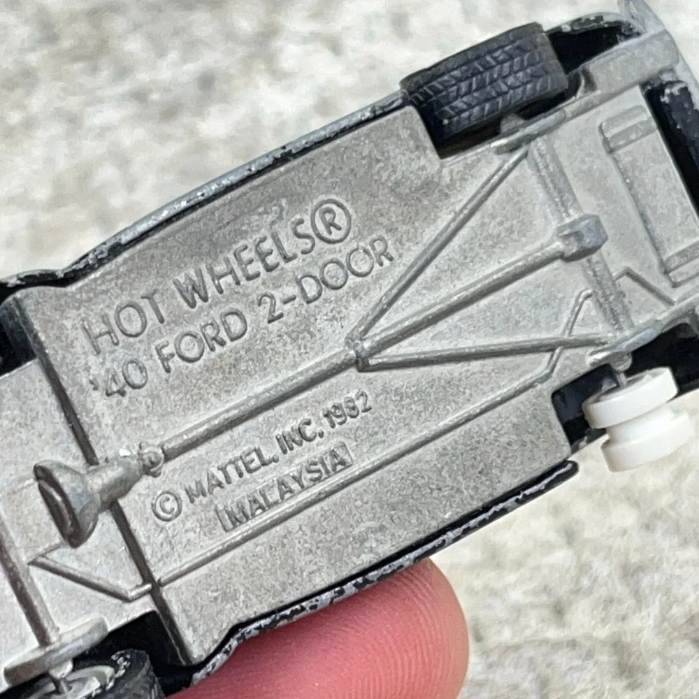 Vintage Hot Wheels 1982 Real Riders 40 Ford‎ 2-Door Malaysia Black Fire Flame